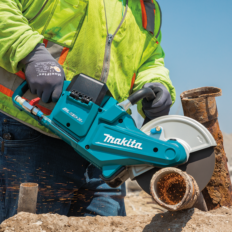 Makita XEC01PT1-R 36V 18V X2 LXT Brushless 9 in. Power Cutter Kit, with AFT, Electric Brake, 4 Batteries 5.0 Ah, Reconditioned