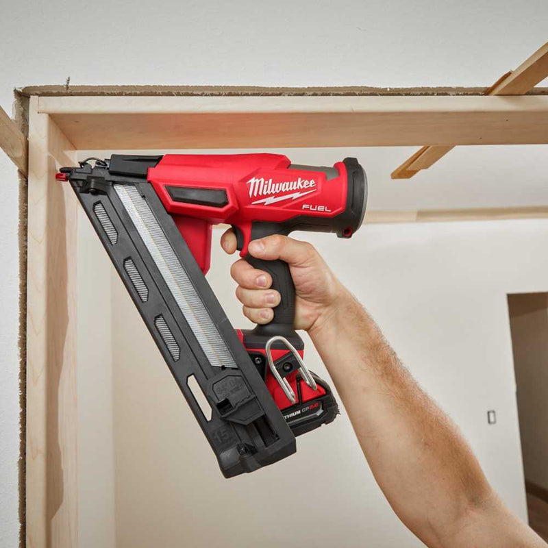 Milwaukee 2839-80 M18 FUEL 15 Gauge Finish Nailer Tool Only, Reconditioned