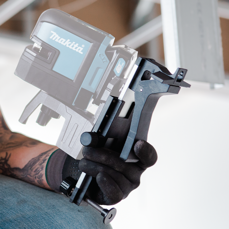 Makita SK106DNAX 12V Max CXT Lithium‑Ion Cordless Self‑Leveling Cross‑Line/4‑Point Red Beam Laser Kit 2.0Ah, New