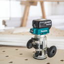 Makita XTR01T7-R 18V LXT Lithium‑Ion Brushless Cordless Compact Router Kit 5.0Ah Reconditioned