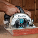 Makita XSH04ZB-R 18V LXT Li‑Ion Sub‑Compact Brushless Cordless 6‑1/2 in. Circular Saw, Tool Only, Reconditioned