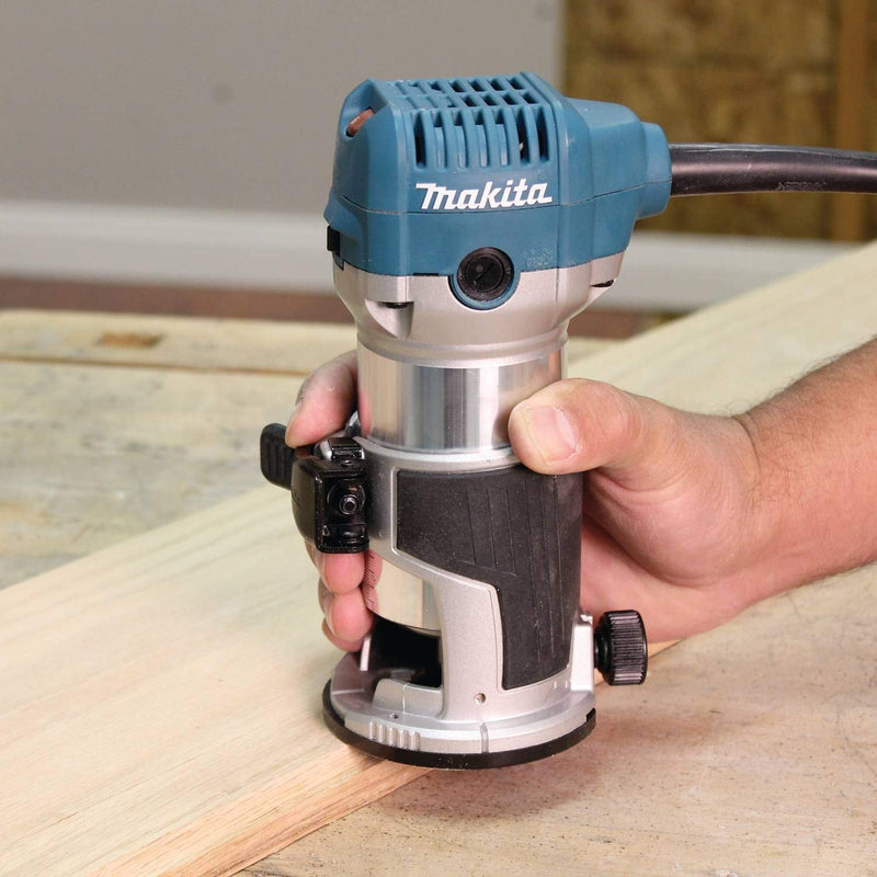 Makita RT0701C 1‑1/4 HP Compact Router, (Reconditioned) - ToolSteal.com