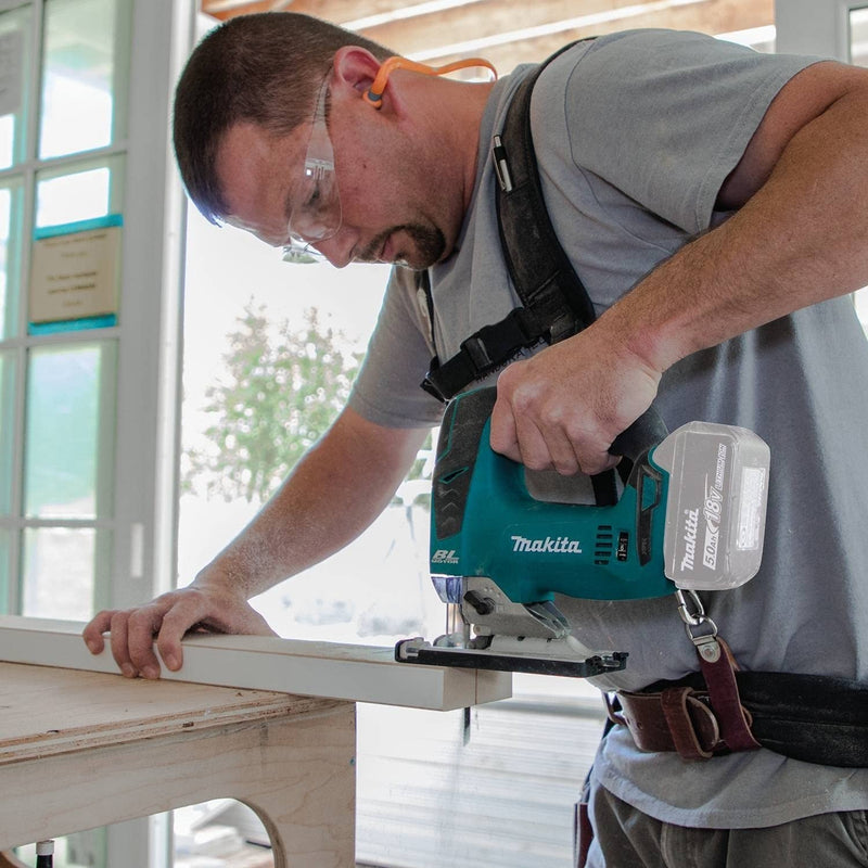 Makita XVJ02Z-R 18V LXT Lithium‑Ion Brushless Cordless Jig Saw, Tool Only Reconditioned