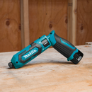 Makita TD022DSE-R 7.2V Lithium‑Ion Cordless Impact Driver Kit, (Reconditioned) - ToolSteal.com