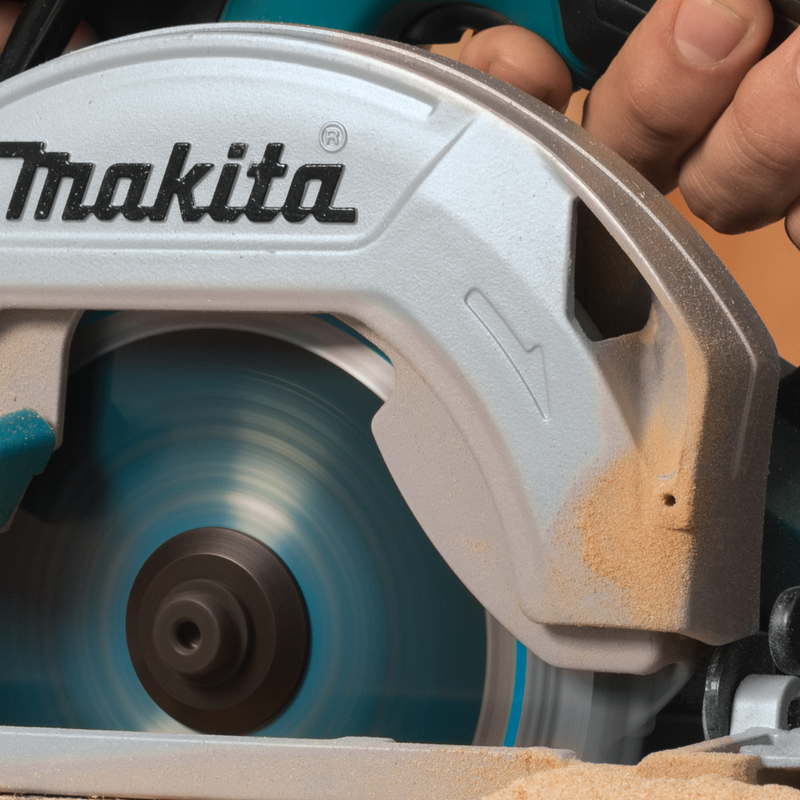 Makita xsh03z 2025