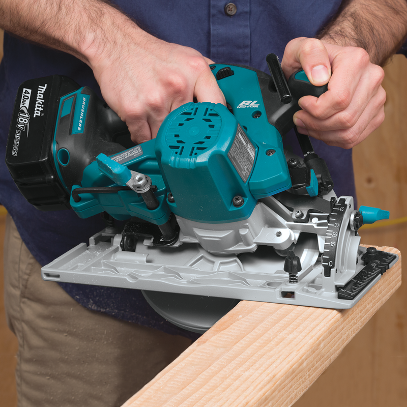 Makita XT333X1 18V LXT Lithium‑Ion Brushless Cordless 3‑Pc. Combo Kit 4.0Ah, 2.0Ah New